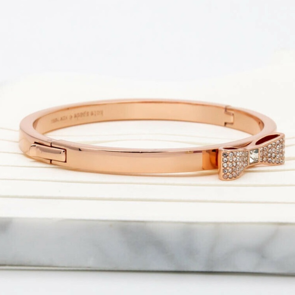 Gorgeous NWOT kate spade sparkling bow bracelet! - Picture 6 of 6